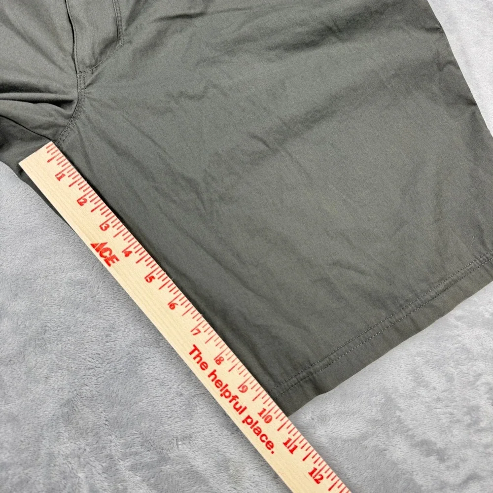 KUHL Resistor Lite Chino Shorts Mens 36 Green 10.5